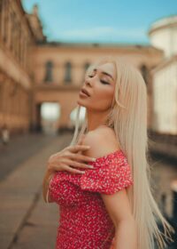 Индивидуалка Инна +7(911)084-82-60 с 3 размером груди предлагает профессиональные секс и интим услуги возле метро Московская в городе Санкте-Петербург - фото 1