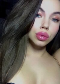 Индивидуалка Рената +7(981)827-05-47 с 2 размером груди предлагает профессиональные секс и интим услуги возле метро Чернышевская в городе Санкте-Петербург - фото 2